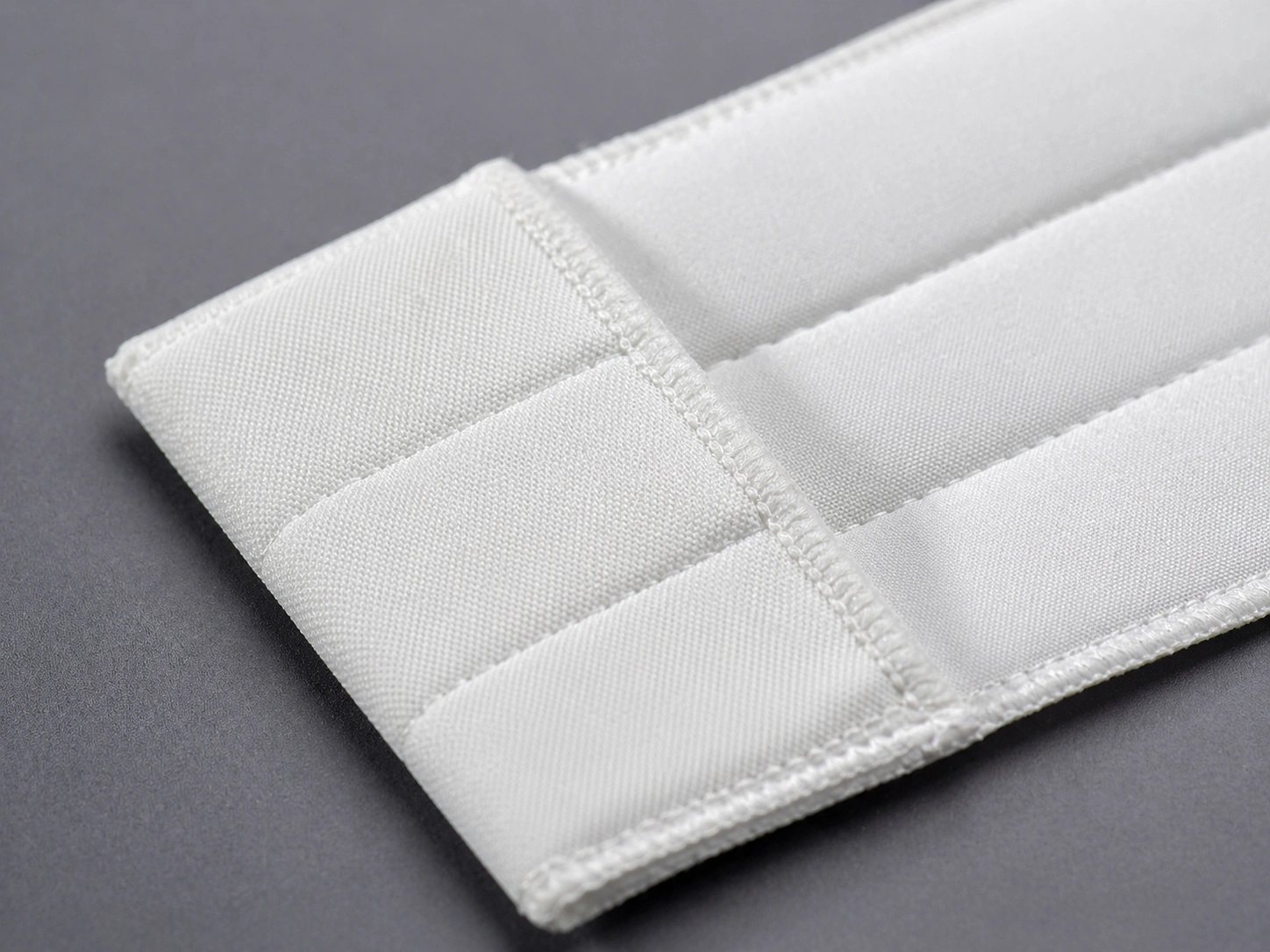 Low-lint polyester cleanroom mop pad material close-up
